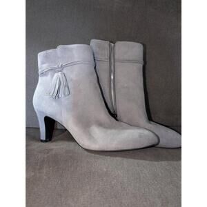 Bandolino Boots Womens Size 9M Gray Ankle Suede Tassel Block Heel Modern Chic